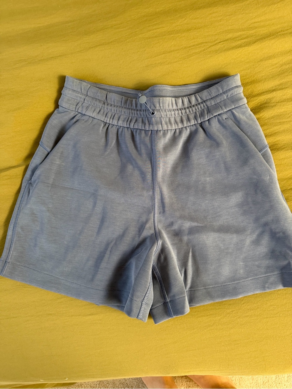 Lululemon Softstreme High-Rise Shorts 4” Light Blue Women’s Size Small